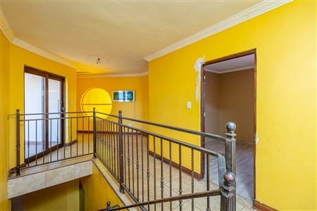 False - House For Sale in Geelhoutpark, Rustenburg, North West - M125596