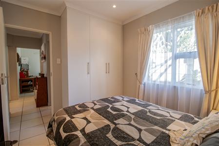 False - Townhouse For Sale in Cambridge, East London, Eastern Cape - M125589