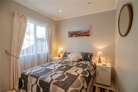False - Townhouse For Sale in Cambridge, East London, Eastern Cape - M125589