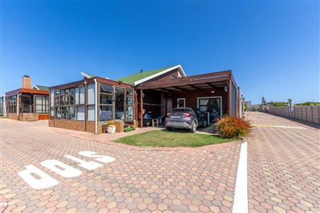 False - House For Sale in Diaz Beach, Mossel Bay, Western Cape - M125623