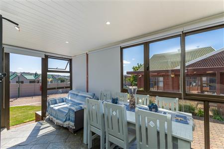 False - House For Sale in Diaz Beach, Mossel Bay, Western Cape - M125623