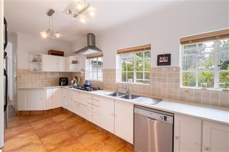 False - House Sold in Tokai, Cape Town, Western Cape - M123809