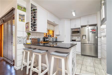 Townhouse sold in Eldoraigne, Centurion - M125635