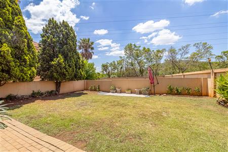 Townhouse sold in Eldoraigne, Centurion - M125635