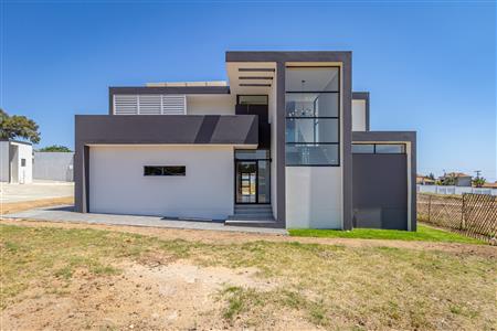 False - House For Sale in Fourways, Sandton, Gauteng - M125665