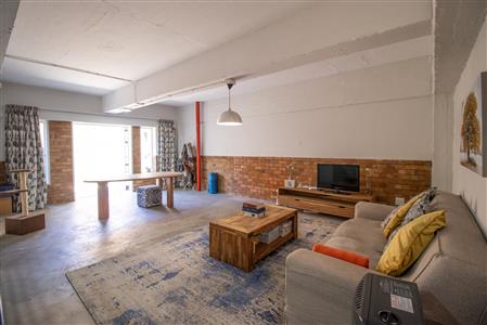 False - Townhouse For Sale in Braamfontein Werf, Johannesburg, Gauteng - M125668