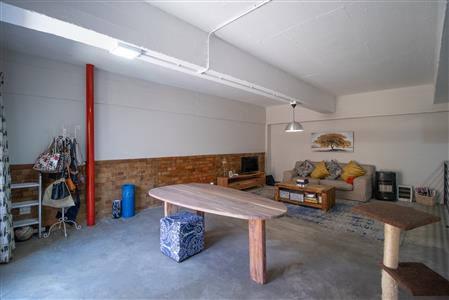 False - Townhouse For Sale in Braamfontein Werf, Johannesburg, Gauteng - M125668