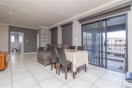 False - Apartment For Sale in Homes Haven, Krugersdorp, Gauteng - M125693