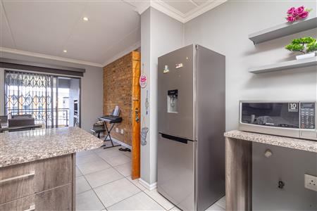 False - Apartment For Sale in Homes Haven, Krugersdorp, Gauteng - M125693