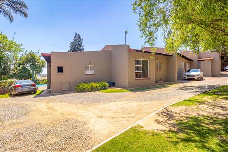 False - House Sold in Constantia Kloof, Roodepoort, Gauteng - M125701