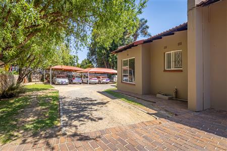 False - House Sold in Constantia Kloof, Roodepoort, Gauteng - M125701