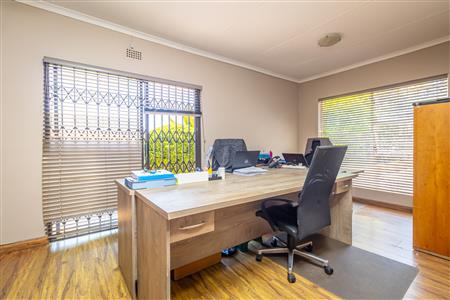False - House Sold in Constantia Kloof, Roodepoort, Gauteng - M125701