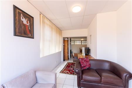 Townhouse sold in Loevenstein, Bellville - M125694