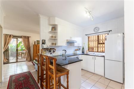 Townhouse sold in Loevenstein, Bellville - M125694