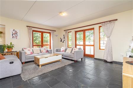 False - Townhouse For Sale in Fourways, Sandton, Gauteng - M125716