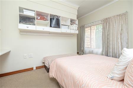 False - Townhouse For Sale in Fourways, Sandton, Gauteng - M125716