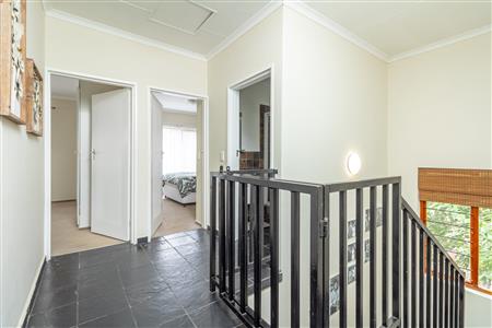 False - Townhouse For Sale in Fourways, Sandton, Gauteng - M125716