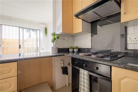 False - Apartment For Sale in Sandown, Sandton, Gauteng - M117916