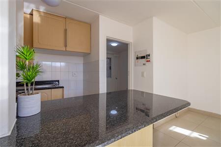 False - Apartment For Sale in Sandown, Sandton, Gauteng - M117916