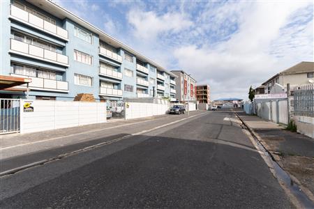 False - Apartment For Sale in Maitland, Cape Town, Western Cape - M125737