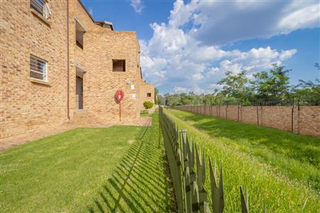 False - Apartment Sold in Honeypark, Roodepoort, Gauteng - M125744