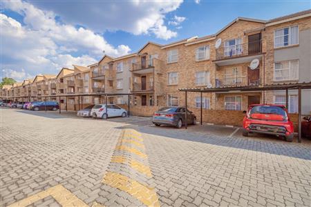 False - Apartment Sold in Honeypark, Roodepoort, Gauteng - M125744