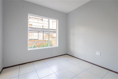 False - Apartment Sold in Honeypark, Roodepoort, Gauteng - M125744