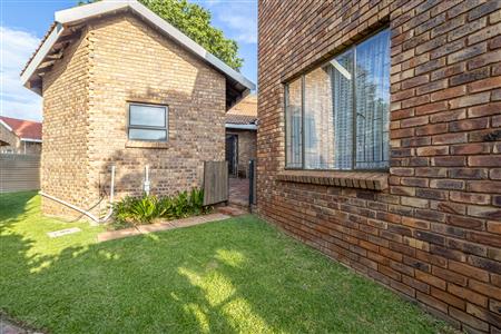 False - House sold in Rooihuiskraal, Centurion - M125751