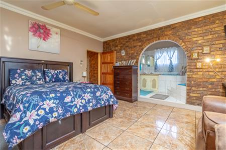 False - House sold in Rooihuiskraal, Centurion - M125751
