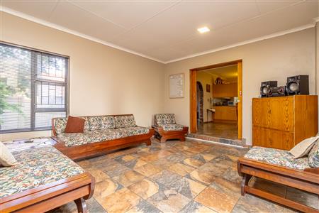 False - House sold in Rooihuiskraal, Centurion - M125751