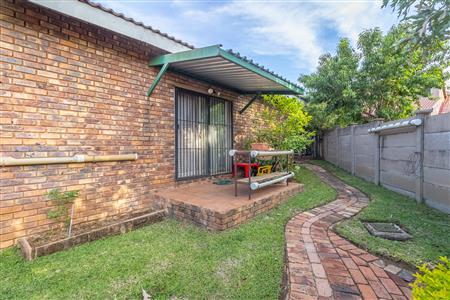 False - House sold in Rooihuiskraal, Centurion - M125751