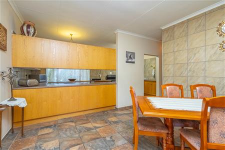 False - House sold in Rooihuiskraal, Centurion - M125751