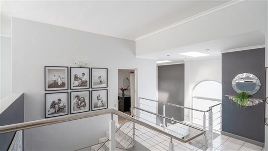 False - House Unavailable in Hermanus Heights, Hermanus, Western Cape - M125768