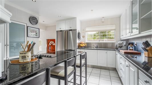 False - House Unavailable in Hermanus Heights, Hermanus, Western Cape - M125768