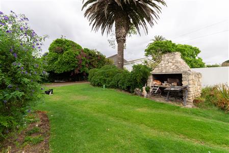 False - House For Sale in Bredasdorp, Western Cape - M125777