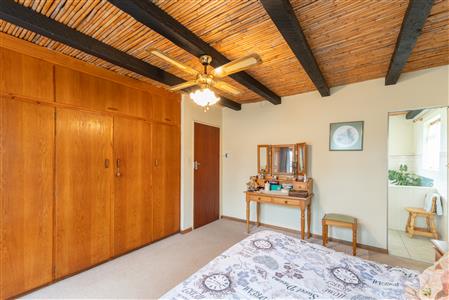 False - House For Sale in Bredasdorp, Western Cape - M125777