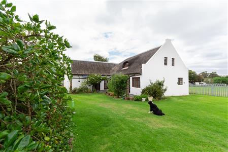 False - House For Sale in Bredasdorp, Western Cape - M125777