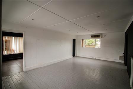 False - Retail For Sale in Vincent, East London, Eastern Cape - M125781