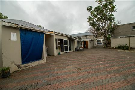 False - Retail For Sale in Vincent, East London, Eastern Cape - M125781