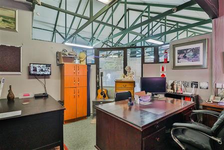 False - Retail For Sale in Vincent, East London, Eastern Cape - M125781