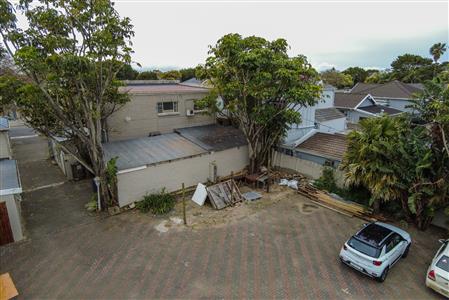 False - Retail For Sale in Vincent, East London, Eastern Cape - M125781