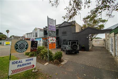 False - Retail For Sale in Vincent, East London, Eastern Cape - M125781