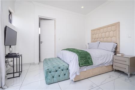 False - House withdrawn in Midstream Estate, Centurion - M125821