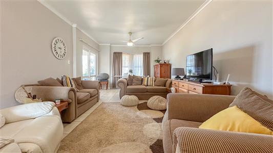 False - Apartment For Sale in Ballito Central, Ballito, KwaZulu Natal - M125833