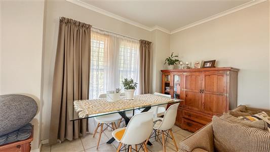 False - Apartment For Sale in Ballito Central, Ballito, KwaZulu Natal - M125833