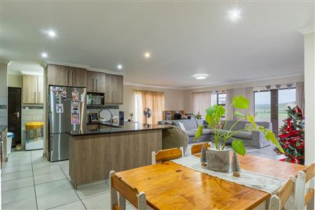 False - House For Sale in Reebok, Groot Brakrivier, Western Cape - M125838
