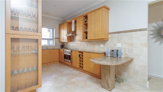 False - Apartment Unavailable in Dunkeld West, Johannesburg, Gauteng - M125837