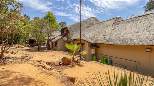 False - House For Sale in Cashan, Rustenburg, North West - M125851