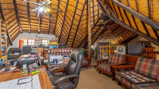 False - House For Sale in Cashan, Rustenburg, North West - M125851