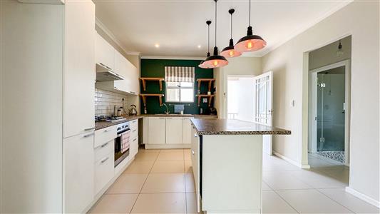 False - Apartment For Sale in Ballito Central, Ballito, KwaZulu Natal - M125865